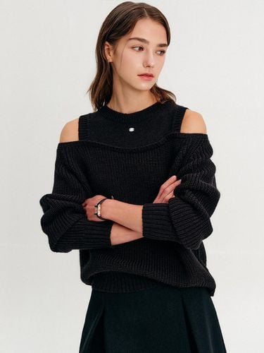 Gigi Cut-out Layered Knit Top - Black - LOOKAST - Modalova