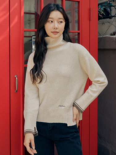 Oversized-fit wool embroidered turtleneck pullover - JJ JIGOTT - Modalova