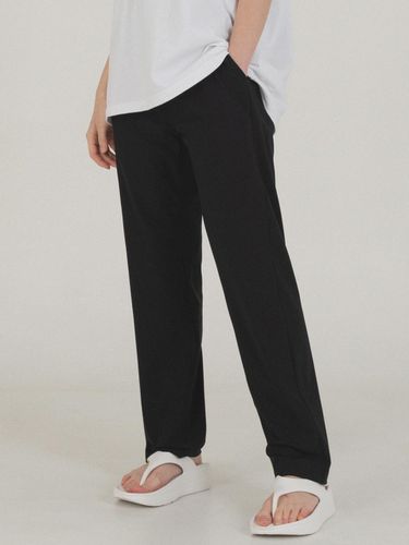 Cool Spandex Straight Sweat Pants () - PIANER - Modalova