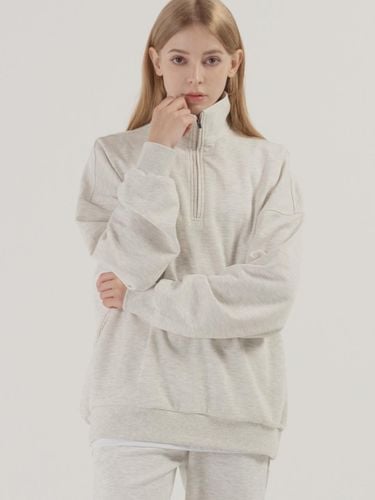 Essential Oversized Fit Half Zip-Up Sweatshirt - PIANER - Modalova