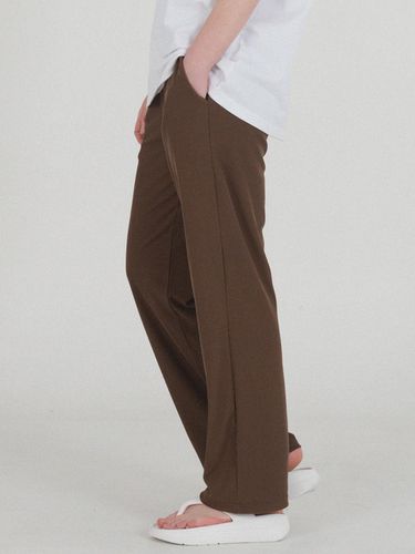 Spandex pleats wide pants (brown) - PIANER - Modalova