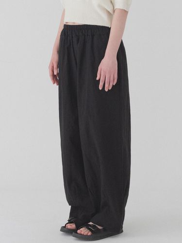 Companionable linen balloon pants (black) - PIANER - Modalova