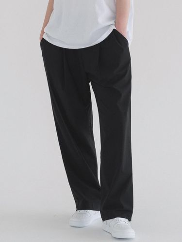 Cool Spandex One Tuck Wide Sweatpants (Black) - PIANER - Modalova