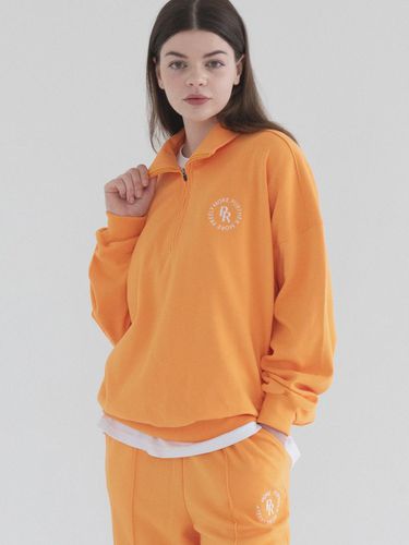 Circle Logo Half Zip-Up Oversized Fit Sweatshirt - PIANER - Modalova