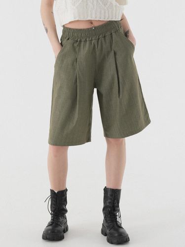 Denim Like One Tuck Half Pants (Khaki) - PIANER - Modalova