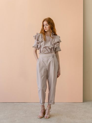 Pleated Paper Bag Waist Legs Cuffed Pants - CAHIERS - Modalova