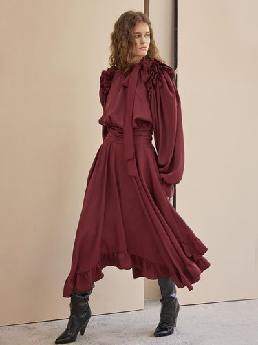 Ruffle Detail Bow Tie Asymmetric Long Dress - CAHIERS - Modalova