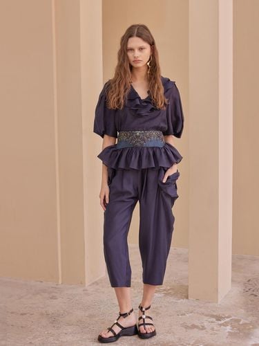 Drape Pocket Baggy Pants_Navy Blue - CAHIERS - Modalova