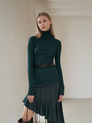 An unbalanced mermaid skirt - CAHIERS - Modalova