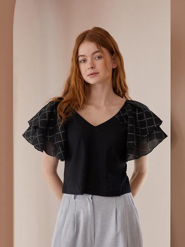 CAHISIENNE] V Neck Double Ruffle Sleeve Crop Top - CAHIERS - Modalova