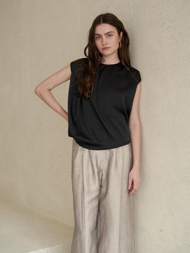 Tuck Detail Linen Wide Pants - CAHIERS - Modalova