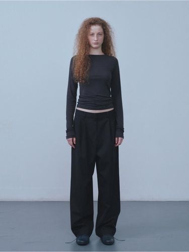 Wool Oversized Fit Two Tuck Trouser () - REPOS - Modalova