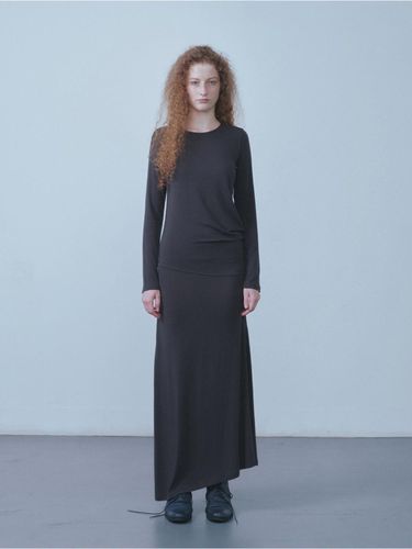 Curve Maxi Dress (Charcoal) - REPOS - Modalova