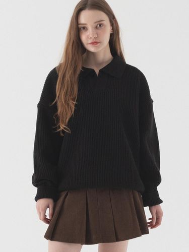 Open collar oversized-fit hatchet knitwear (black) - PIANER - Modalova