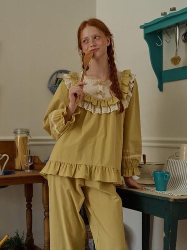 Anne's Short Sleeve Two-Piece Yellow - ULLALA PAJAMAS - Modalova