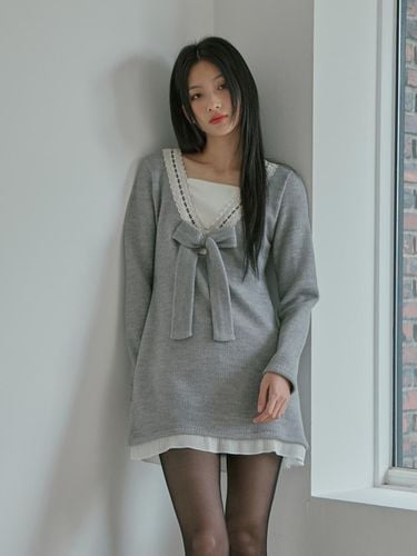 GIRLS SIGNATURE_RIBBON KNIT DRESS_GRAY - mars en avril - Modalova