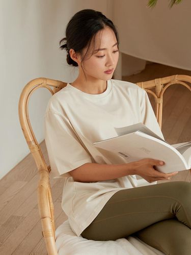 High-stretch Oversized T-shirt_Light Beige - REINAMORA - Modalova