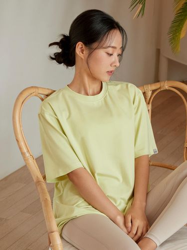 High-stretch Oversized T-shirt_Pale Green - REINAMORA - Modalova