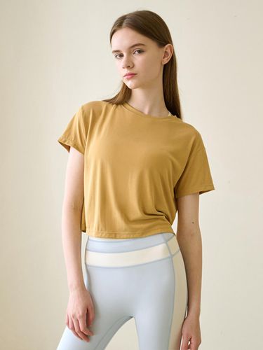 Airy short sleeve T-shirt_Gold - REINAMORA - Modalova