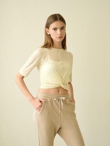 Twisted short sleeve crop top_Light Yellow - REINAMORA - Modalova