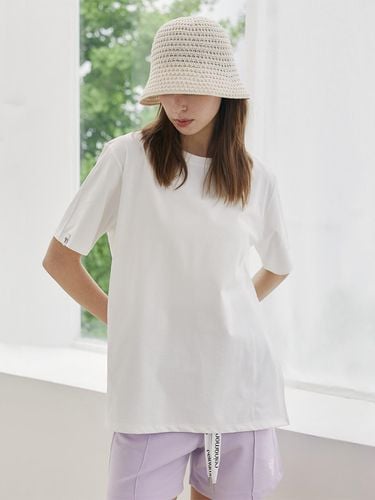 Refresh Air Oversized Fit Short Sleeve - REINAMORA - Modalova