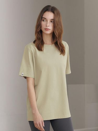 Refresh Air Oversized Fit Short Sleeve Rustic Gree - REINAMORA - Modalova