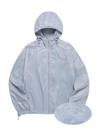 Glossy Raglan Windbreaker - SKY BLUE - ODD STUDIO - Modalova