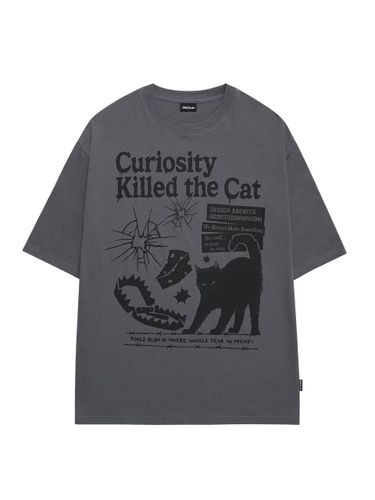 Kitsch Cat Graphic Oversized Fit T-shirt - ODD STUDIO - Modalova