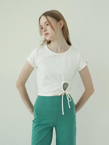 Cut-out Front Short Sleeve T-shirt_White - REINAMORA - Modalova