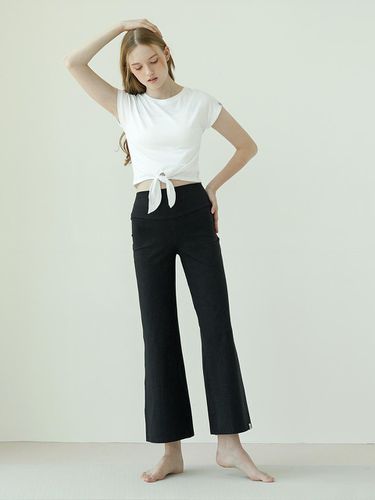 Minimal Wide Leg Pants Black - REINAMORA - Modalova