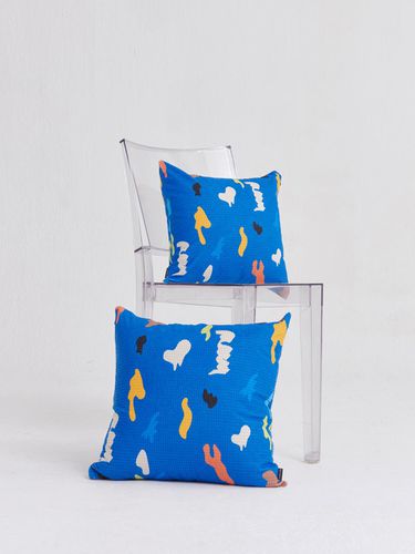 Blue Doodle Print Cushion - NU PARCC - Modalova