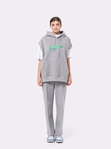 PIN-TUCK WIDE SWEATPANTS (GREY) - MUTZ - Modalova