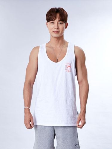 SLEEVELESS T-SHIRT (WHITE) - MUTZ - Modalova