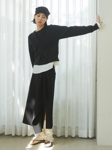 Movement Signature Skirt_Black - J.Chung - Modalova