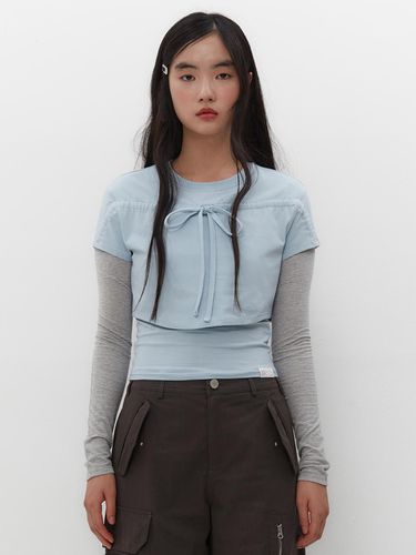 STRIPE LAYERED STRAPPY TOP [BABY BLUE] - TUOMIO - Modalova