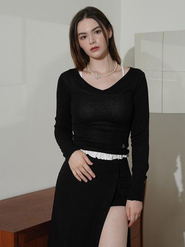 V NECK SLIM KNIT - BLACK - bellialeu - Modalova