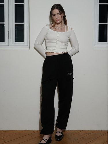 LOGO SWEATPANTS - BLACK - bellialeu - Modalova