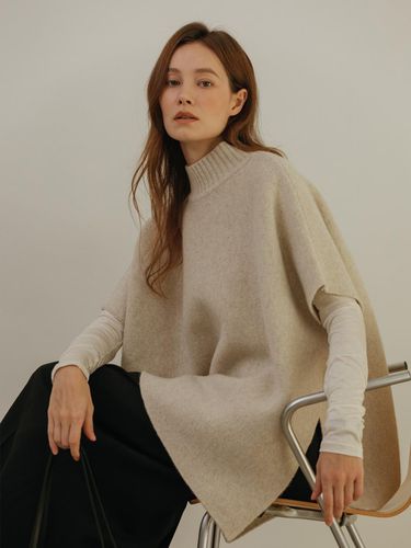 Elvin Cashmere Turtleneck Cape Knitwear (4color) - andyou edition - Modalova