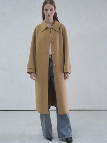 Louvre Handmade Wool Coat CAMEL - vivacious - Modalova