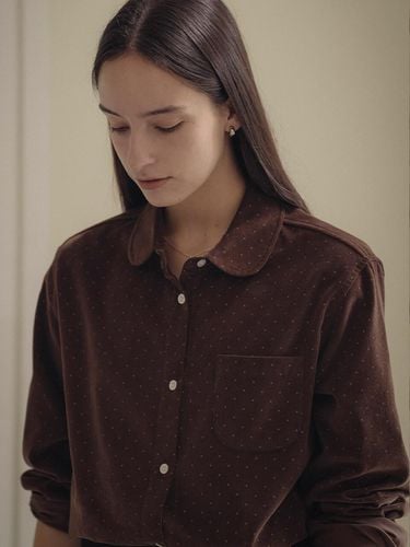 Dot corduroy round collar shirt_Brown - KNOWN BETTER - Modalova