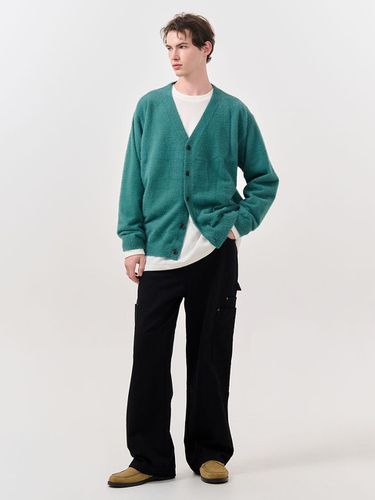 MAN Hair Ornament V-neck Cardigan [MINT] / SBD4U04 - GENERAL IDEA - Modalova