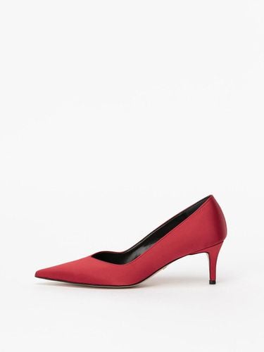 Josephine Pumps in RED SILK - CHAUSSURE LAPIN - Modalova