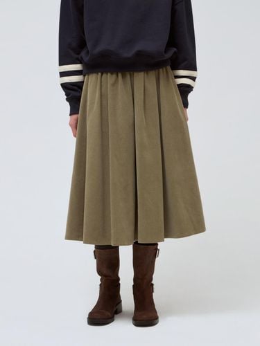 Corduroy shirring skirt - khaki - DEPOUND - Modalova