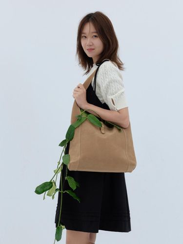 Suede buckle bag (shoulder) - beige - DEPOUND - Modalova