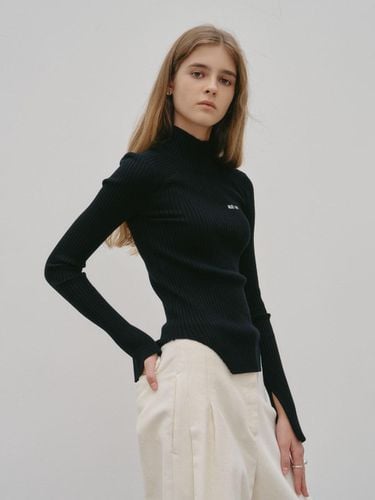 ROME_Turtle Neck Knit_Black - MUSEE - Modalova