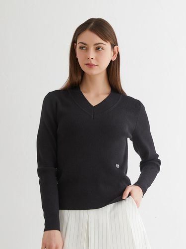 Emblem V-neck knit BK - nitina - Modalova