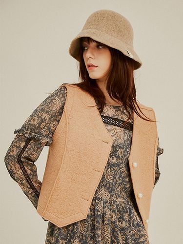 Jennie Wool Bucket Hat_Beige - SORRY TOO MUCH LOVE - Modalova