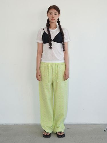 SUMMER BEACH PANTS_YELLOW GREEN - CHEAT OYSTR - Modalova