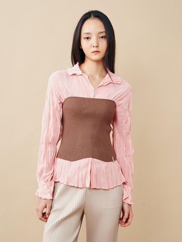 Ribbed Knit Cropped Top_LKTSF123019 - Lapli - Modalova