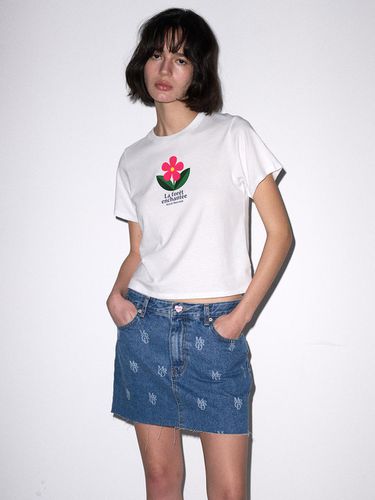 SLIM TSHIRT ENCHANTEE: FLOWER_WHITE - MARDI MERCREDI - Modalova